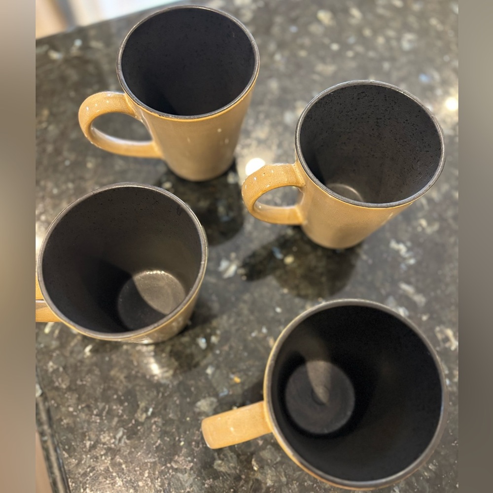 4 Mugs